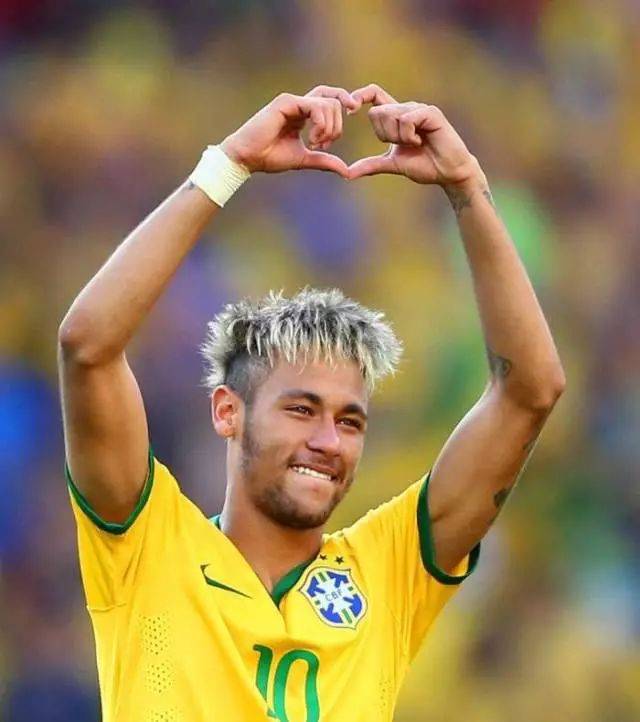 柔佛主帅：球员们在与申花的比赛中表现非常出色，我非常满意（柔佛主帅盛赞队员战申花发挥：表现出色，我很满意）