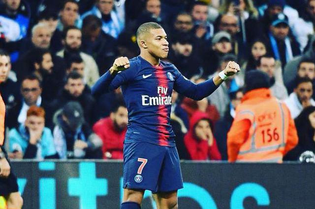 克罗斯：皇马与曼城都缺乏中场控制力；英超球队客场表现下滑（克罗斯称皇马、曼城中场控制不足，英超球队客场成绩走低）