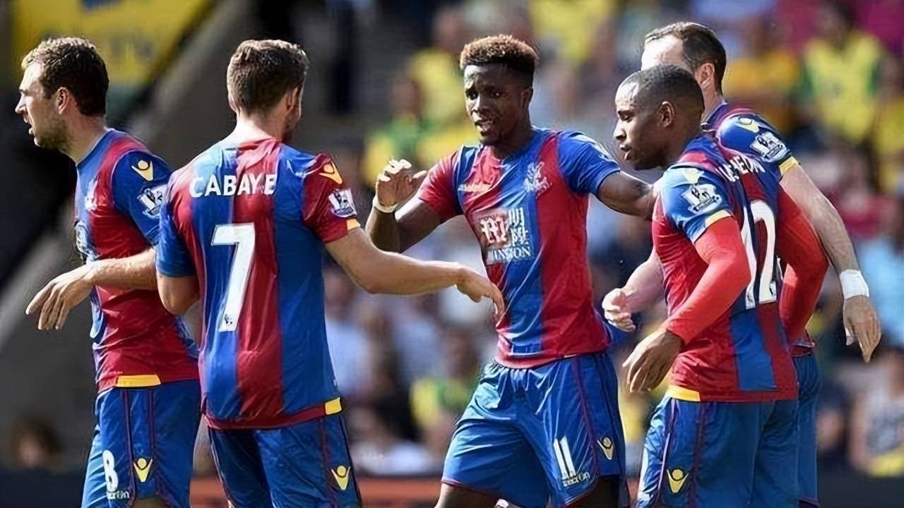 孔蒂：我们的中场只剩洛博特卡和小麦，希望不会再有人受伤（孔蒂：中场仅剩洛博特卡与小麦，盼再无伤员）