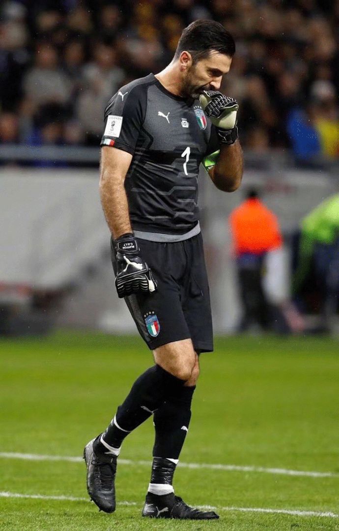 TA：加拉格尔在马德里过得很开心，俱乐部对他的工作态度满意（TA：加拉格尔在马德里过得愉快，俱乐部对其职业态度表示认可）