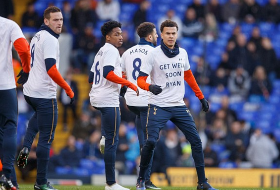 意媒：斯帕莱蒂想买中场，目标弗拉泰西、泽林斯基或法乔利（意媒：斯帕莱蒂锁定中场引援，候选包括弗拉泰西、泽林斯基与法乔利）