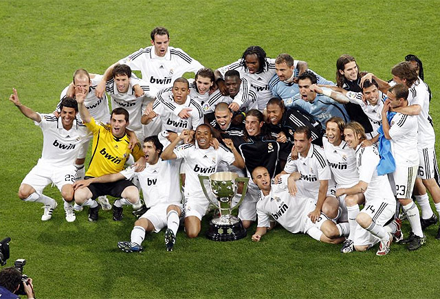 传闻：曼联、罗马和斯图加特也在关注18岁昂热前锋谢里夫（曝18岁昂热新星谢里夫获曼联、罗马与斯图加特关注）