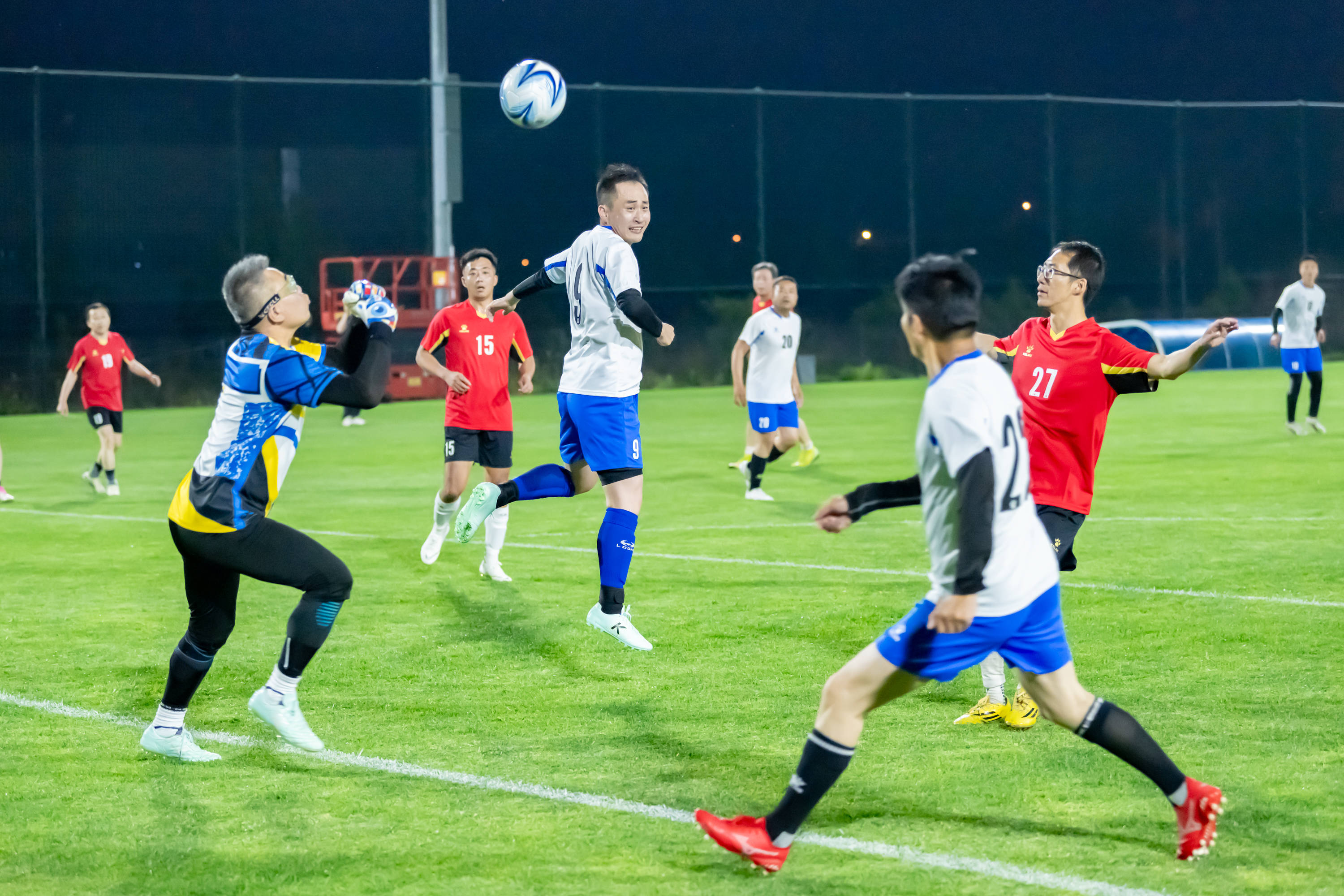 胜利不能仅 胜利不能仅